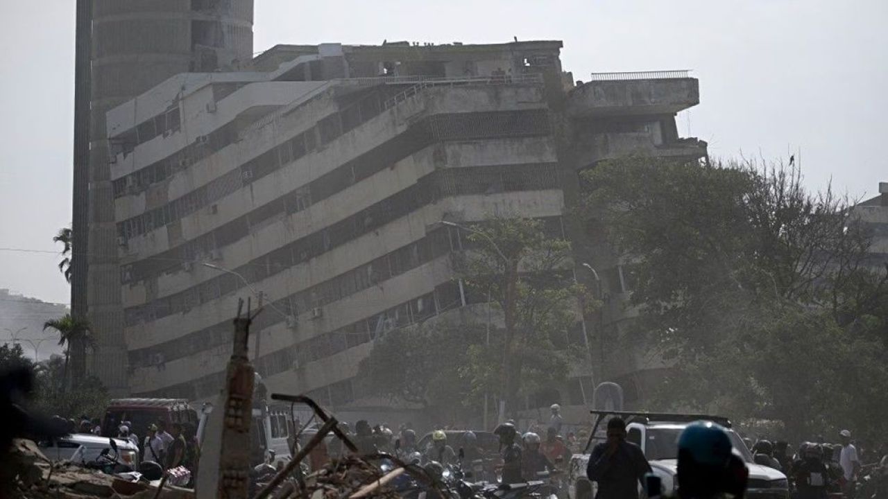 ভেনেজুয়েলায় শক্তিশালী জোড়া ভূমিকম্পে নিহতের সংখ্যা বেড়ে ২৩৫, নিখোঁজ হাজার হাজার